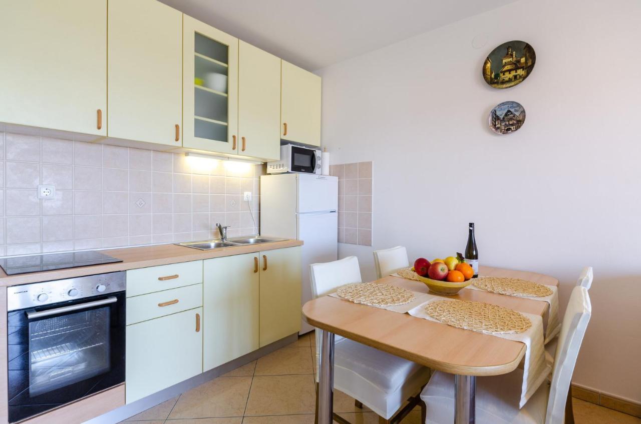 Appartement Juanita à Dramalj Extérieur photo